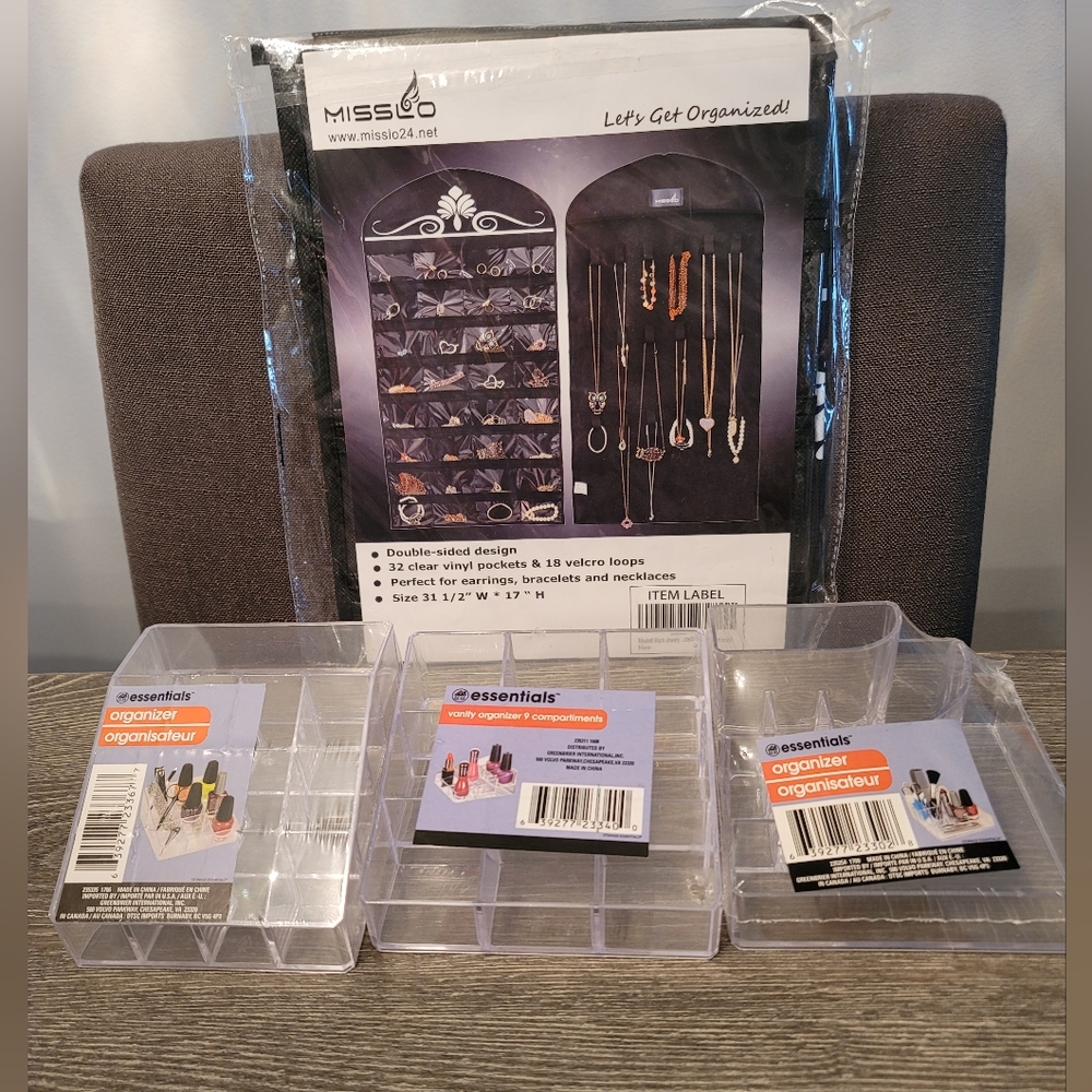 NWT Jewelry Organizer and Set of 3 Clear Organizers